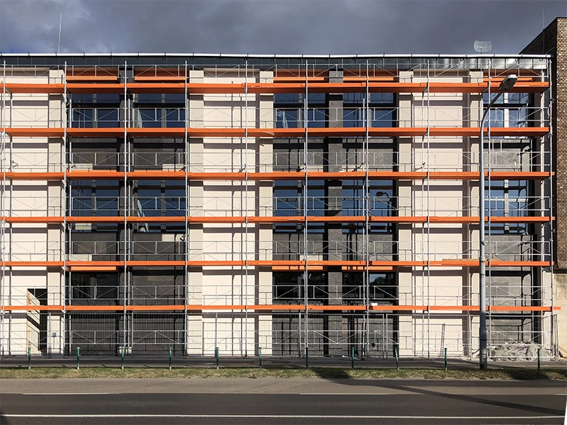 Generálkivitelezés és bérelhető állványok Győr